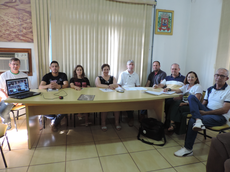 "ONG Terra Verde" visita Gabinete do Prefeito de Porto Xavier